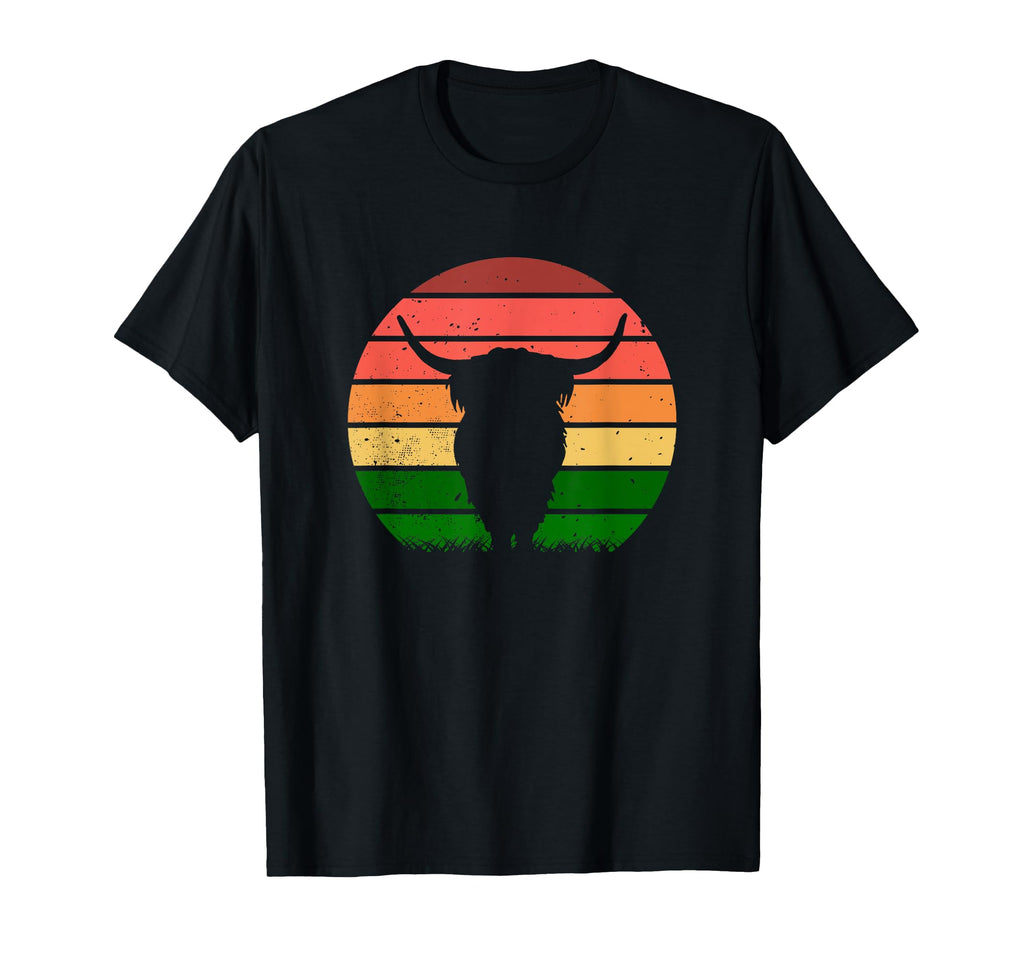 Scottish Highland Cow Sunset Motive T-Shirt - Unique Graphic for Adults - T-Shirt, Sweatshirt, Hoodie