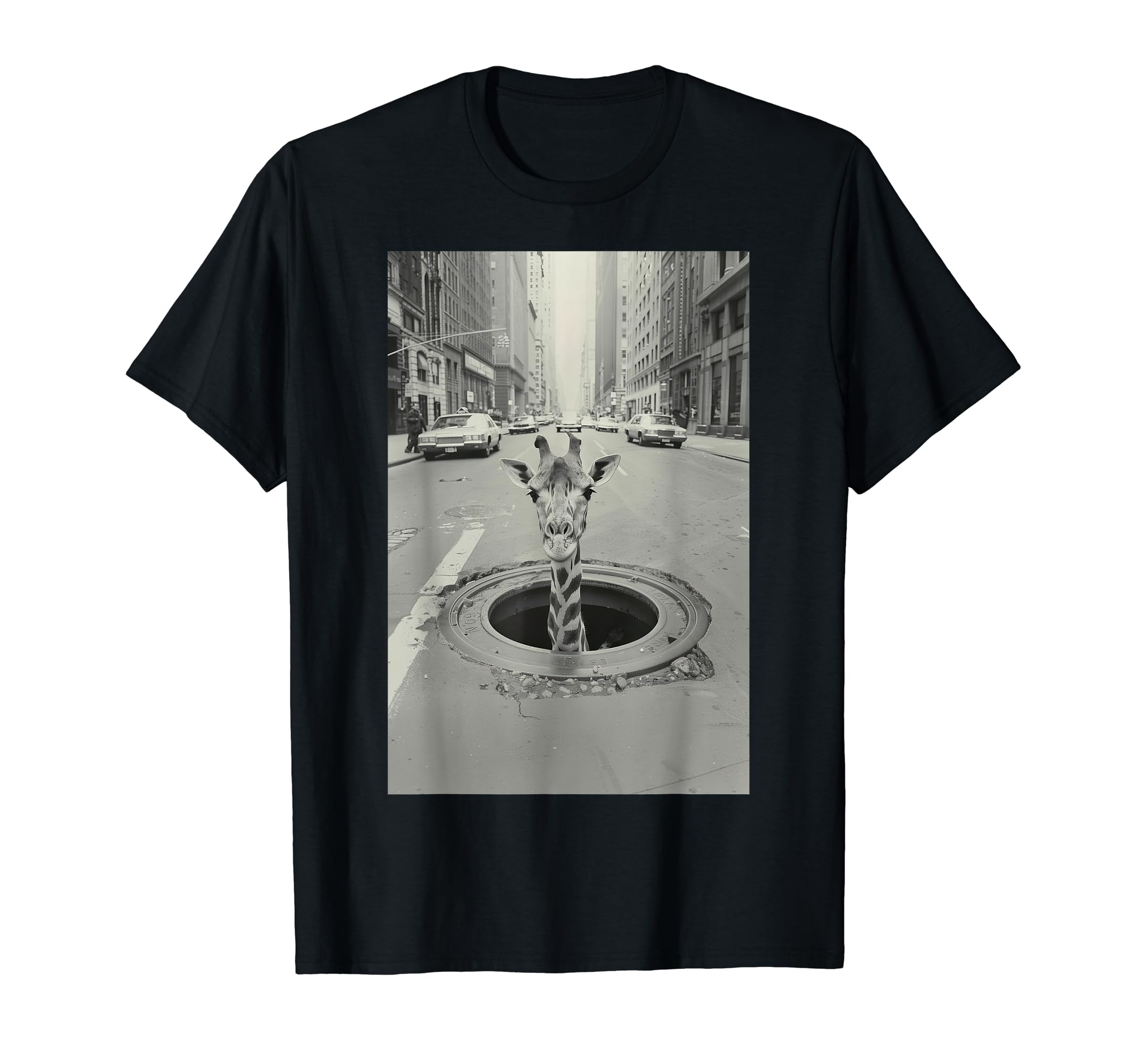 Funny Giraffe Lover New York City 70S T-Shirt - Trendy Graphic for Adults - T-Shirt, Sweatshirt, Hoodie