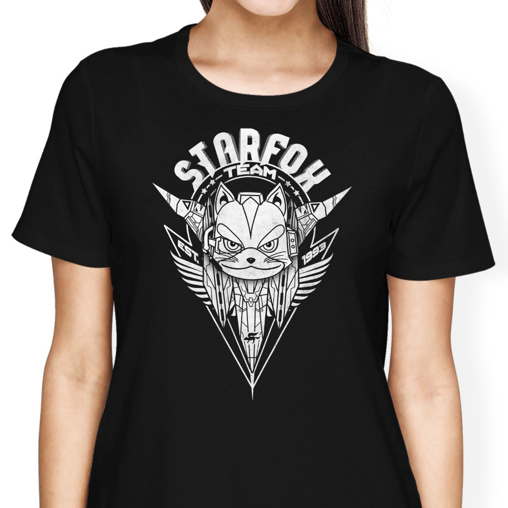 Classic Fox Women's Apparel - Adult & Kids T-Shirts, Sweatshirts & Hoodies apparel design preview 2