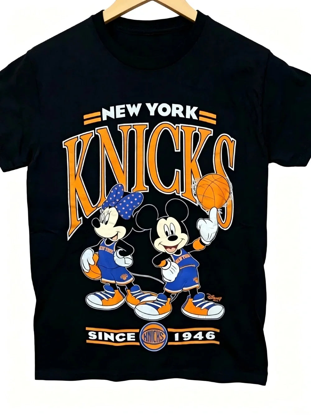 Junk Food Clothing X Disney New York Knicks Mickey and Minnie Mouse T-shirt - T-Shirt, Sweatshirt, Hoodie