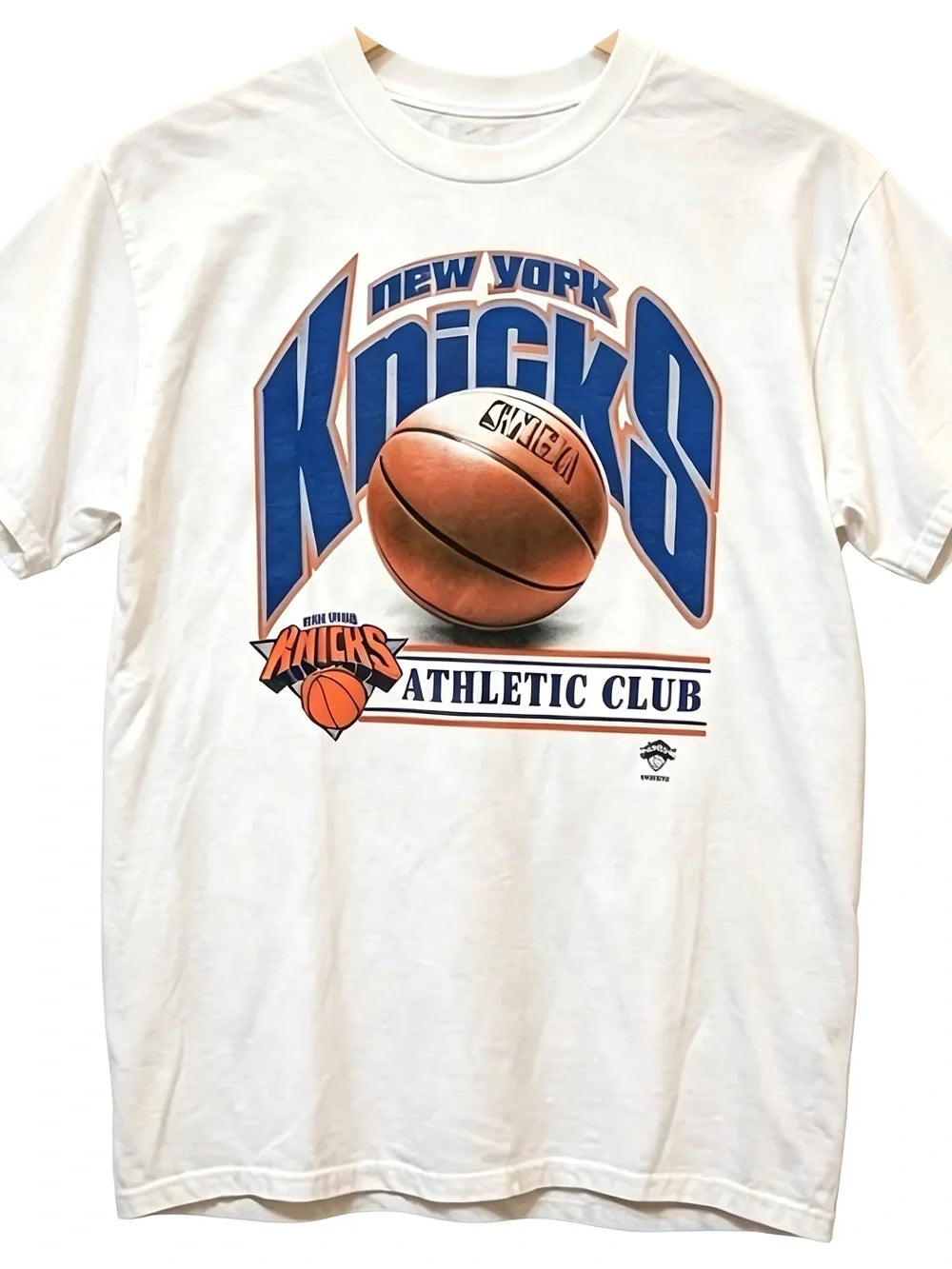New York Knicks White Graphic Womens Mens T-shirt Unisex Athletic Club - T-Shirt, Sweatshirt, Hoodie