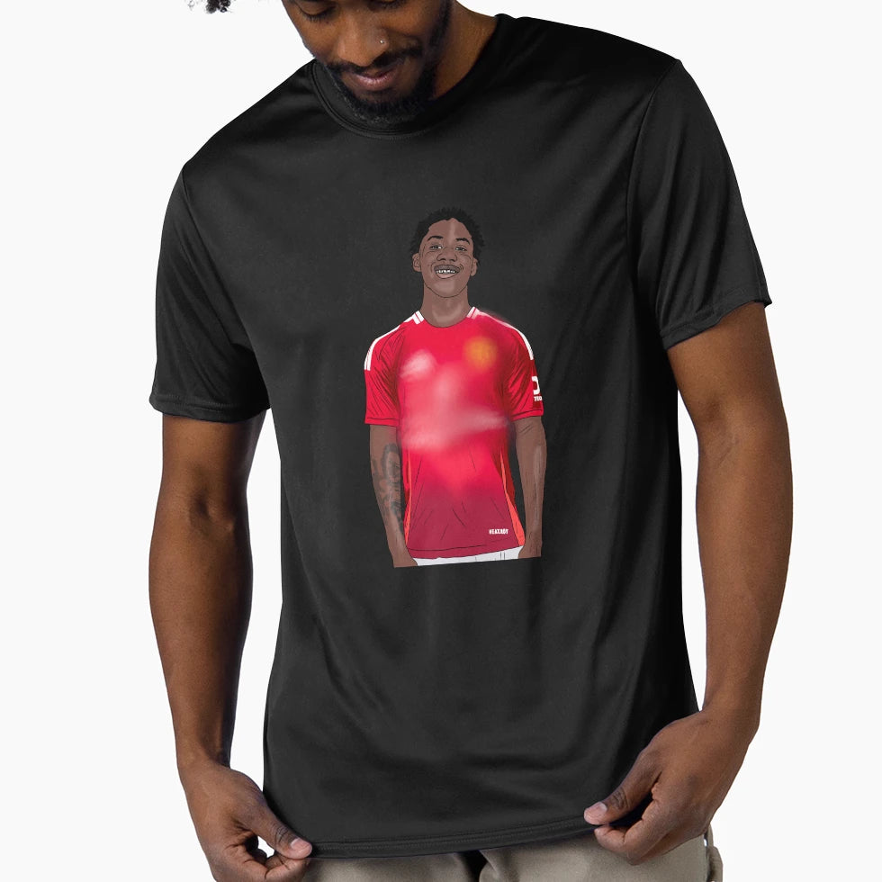 Dynamic Kobbie Mainoo Illustration 24 25 T-Shirt - Trendy Graphic Unisex - T-Shirt, Sweatshirt, Hoodie