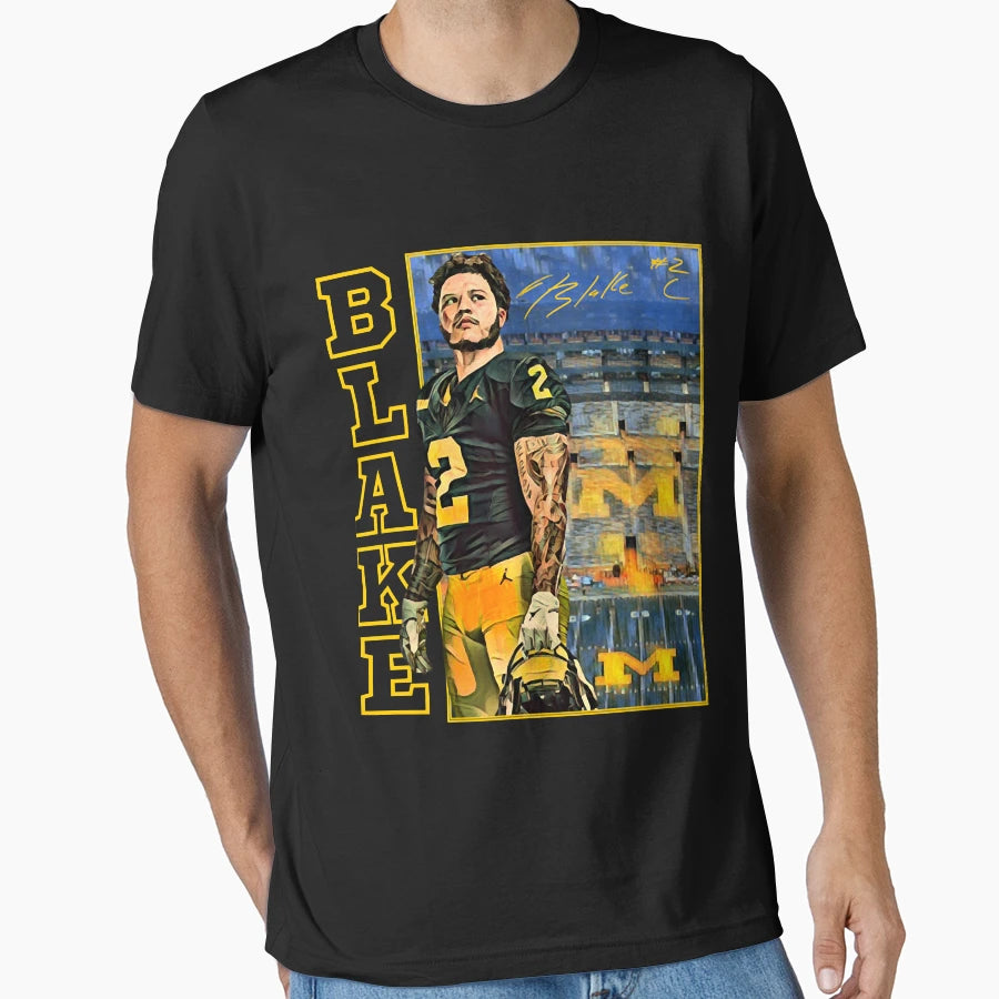 True Blue Black Corum T-Shirt - Trendy Graphic Men Women - T-Shirt, Sweatshirt, Hoodie