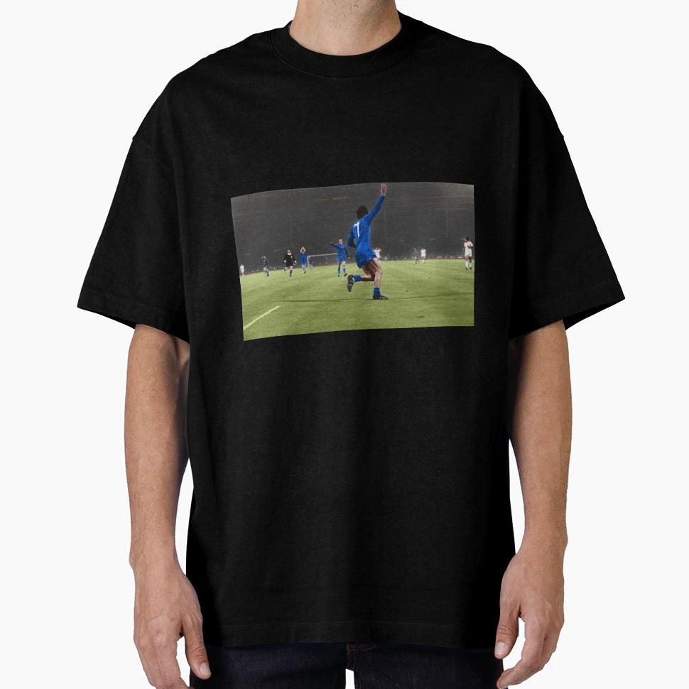 George Best European Cup 1968 T-Shirt - Aesthetic Graphic Unisex - T-Shirt, Sweatshirt, Hoodie