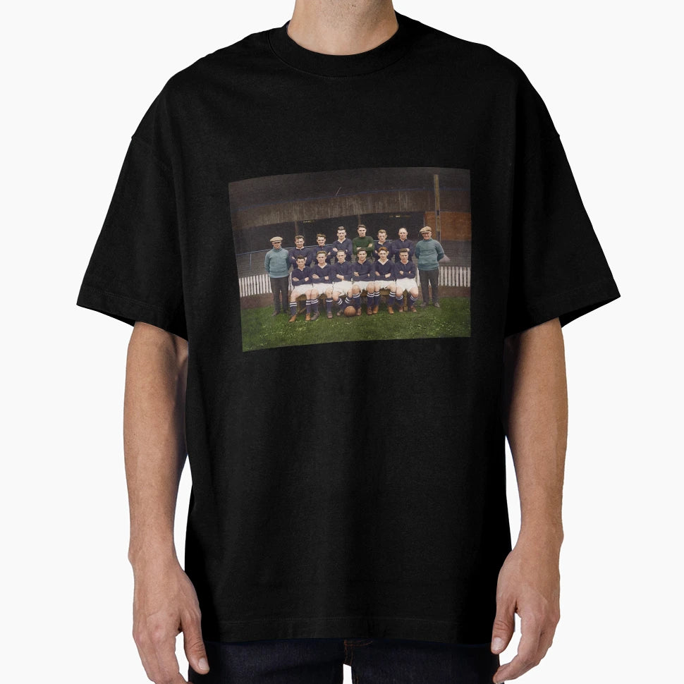 Dundee T-Shirt - Aesthetic Graphic Unisex - T-Shirt, Sweatshirt, Hoodie