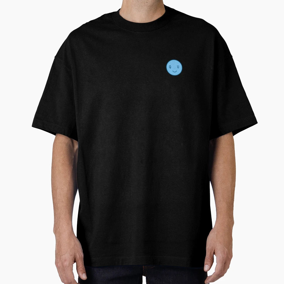 Qu Smiley T-Shirt - Graphic Print Unisex - T-Shirt, Sweatshirt, Hoodie