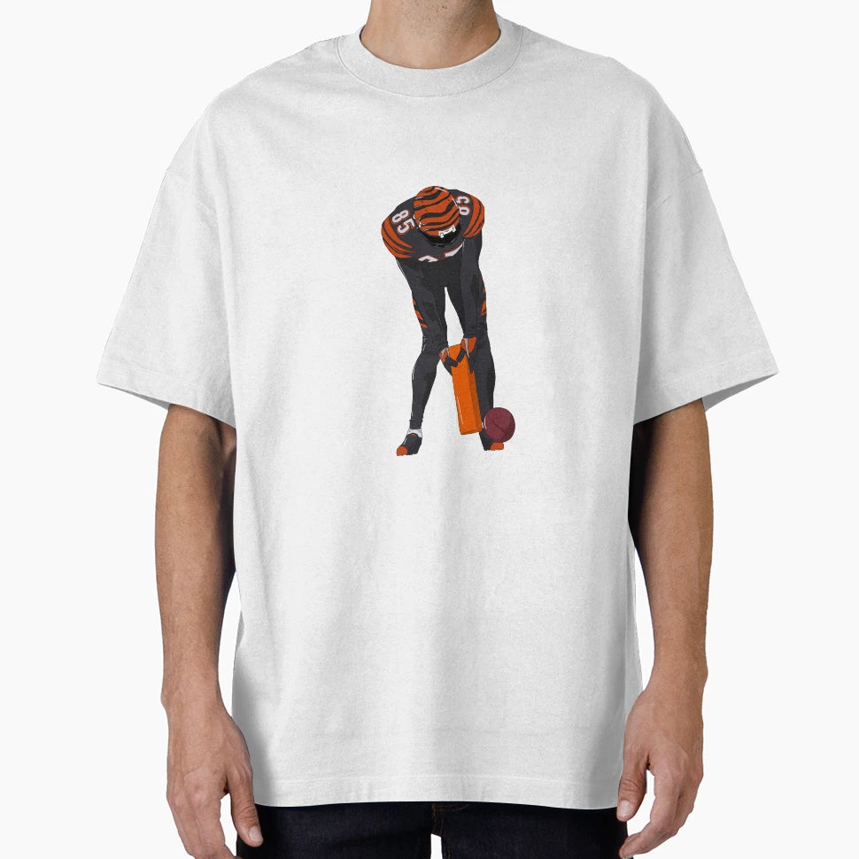 Putting T-Shirt - Streetwear Style for Adults - T-Shirt, Sweatshirt, Hoodie