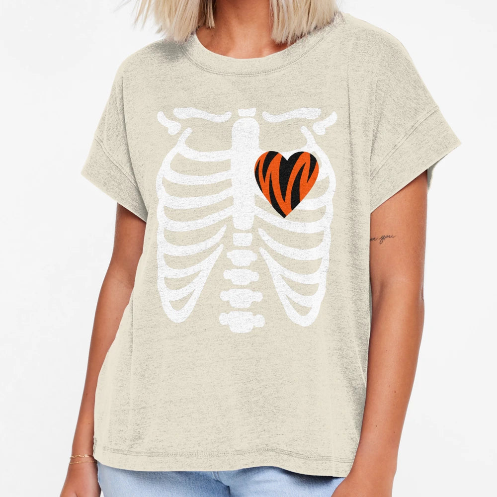 Tiger Heart T-Shirt - Trendy Graphic for Adults - T-Shirt, Sweatshirt, Hoodie